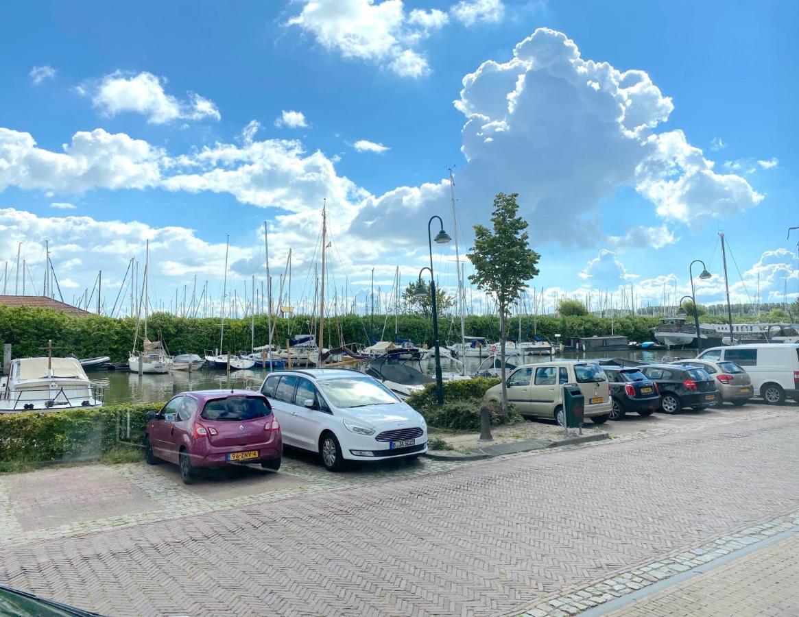 Who'S Anton For You Or Two, Monnickendam Near Amsterdam Exterior photo