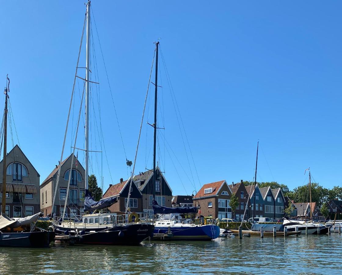 Who'S Anton For You Or Two, Monnickendam Near Amsterdam Exterior photo